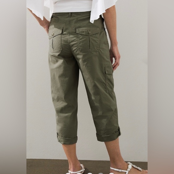 CHICO’S Convertible Poplin Cargo Crops size1.5 = M/10 - Picture 14 of 17